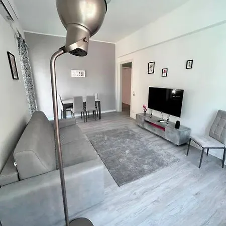 Maison Monferrato * Rom